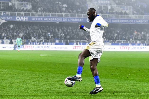 FOOTBALL : AJ Auxerre vs Lille OSC - Ligue 1 - JournÃ e 16 - 14 12 2025 Lassine Sinayoko (AJ Auxerre) AuxerreFrance  Copyright: xBaptistexAutissierx