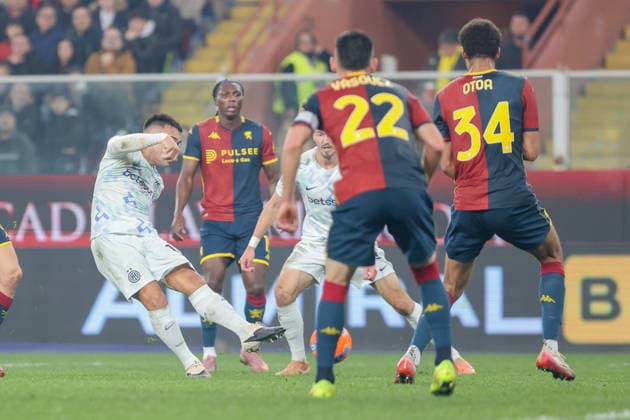 InterÕs Lautaro Martinez scores a goal during the Serie A soccer match between Genoa and Inter at the Luigi Ferraris Stadium in Genoa, Italy - Sunday, December 14, 2025. - Soccer .  Copyright: xTanoxPecoraro LaPressex