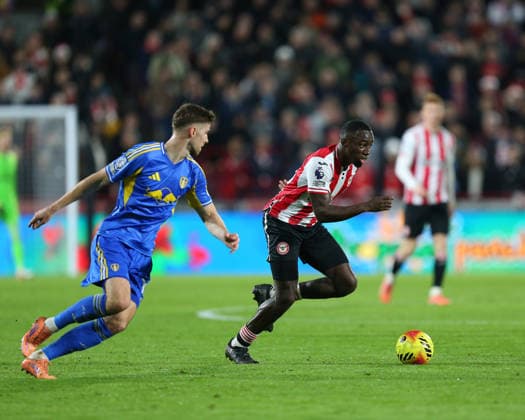 London, England, December 14 2025: Michael Kayode (33 Brentford) during the Premier League game between Brentford and Leeds United at Gtech Community Stadium in London, England. (Photo by Jay Patel Sports Press Photo SPP) Copyright: xJayxPatel SportsxPressxPhoto SPPx Sportspressphoto_SPR73724