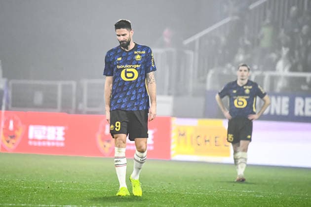 FOOTBALL : AJ Auxerre vs Lille OSC - Ligue 1 - JournÃ e 16 - 14 12 2025 DÃ ception de Olivier Giroud (Lille OSC) aprÃ s le but de Lamine Sy (AJ Auxerre) AuxerreFrance  Copyright: xBaptistexAutissierx