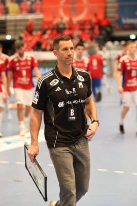 Handball Daikin Handball Bundesliga 2025 2026 - Handball Verein Hamburg vs. GWD Minden Trainer Torsten Jansen (Hamburg), Sporthalle Hamburg Hamburg