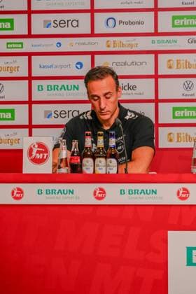 Szene mit Roberto Garci?a Parrondo (998; MT Melsungen) Roberto Garci?a Parrondo (998; MT Melsungen) bei Pressekonferenz Copyright: xMichaelxSchäferx
