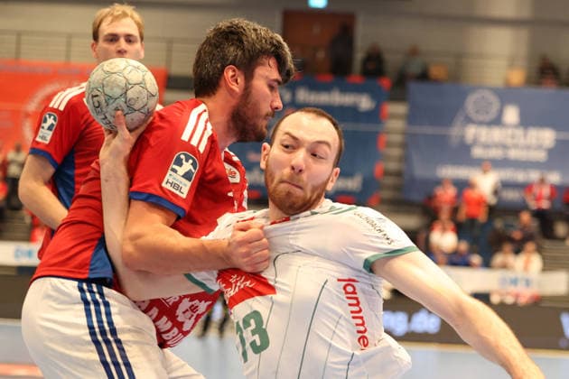 Handball Daikin Handball Bundesliga 2025 2026 - Handball Verein Hamburg vs. GWD Minden Jacob Arenth Lassen (Hamburg),Alexander Weck (Minden), Sporthalle Hamburg Hamburg