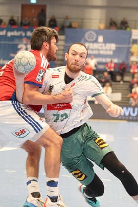 Handball Daikin Handball Bundesliga 2025 2026 - Handball Verein Hamburg vs. GWD Minden Jacob Arenth Lassen (Hamburg),Alexander Weck (Minden), Sporthalle Hamburg Hamburg