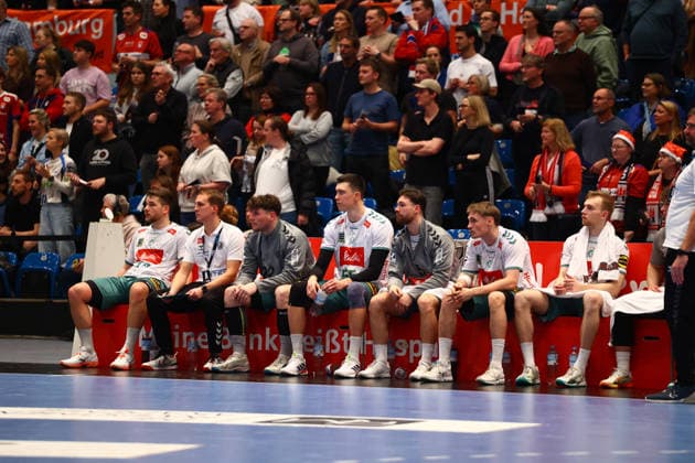 Handball I Herren I Saison 2025 2026 I Bundesliga I 17. Spieltag I HSV Hamburg - GWD Minden I 14.12.2025 Enttäuschung bei den Spielern vom GWD Minden Hamburg Alsterdorfer Sporthalle Hamburg Deutschland Copyright: xLobeca RalfxHomburgx