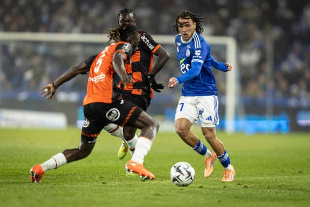 FOOTBALL: Ligue 1 Racing Strasbourg (RCS) vs Lorient. 14 12 2025 Stade de la Meinau. Strasbourg - France Diego Moreira 7 (RCS)  Copyright: xelyxandroxcegarrax
