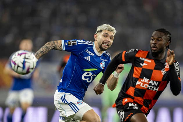 FOOTBALL: Ligue 1 Racing Strasbourg (RCS) vs Lorient. 14 12 2025 Stade de la Meinau. Strasbourg - France Julio Encisco 19 (RCS)  Copyright: xelyxandroxcegarrax