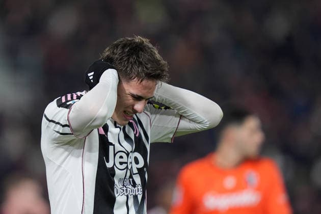 Juventus Kenan Yildiz during the Serie A soccer match between Bologna and Juventus at the Dallara Stadium in Bologna , north Italy - Sunday , December 14 , 2025. - Soccer .  Copyright: xSpada LaPressex