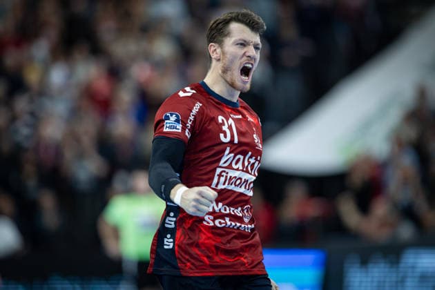 DAIKIN HBL: SG Flensburg-Handewitt vs Rhein-Neckar Löwen; 14.12.25 Jubel Torjubel bei Emil Jakobsen (Nr.31, SG Flensburg-Handewitt) DAIKIN HBL: SG Flensburg-Handewitt vs Rhein-Neckar Löwen, GP JOULE Arena am 14.12.25 Copyright: xBEAUTIFULxSPORTS MarioxM.xKobergx