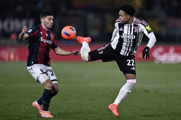 Mp Bologna 14 12 2025 - campionato di calcio serie A Bologna-Juventus foto Matteo Papini Image nella foto: Nicolo Cambiaghi-Weston McKennie 