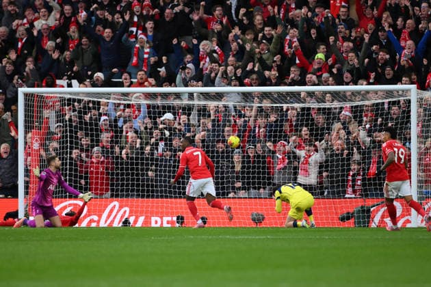 Nottingham Forest v Tottenham Hotspur - Premier League Callum Hudson-Odoi of Nottingham Forest celebrates after scoring a goal to make it 1-0 during the Premier League match between Nottingham Forest and Tottenham Hotspur at the City Ground in Nottingham, on December 14, 2025. Nottingham Nottinghamshire United Kingdom  Copyright: xMIxNewsx originalFilename:fletcher-nottingh251214_npsCS.jpg