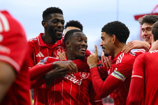 Nottingham Forest v Tottenham Hotspur - Premier League Callum Hudson-Odoi of Nottingham Forest celebrates with teammates after scoring a goal during the Premier League match between Nottingham Forest and Tottenham Hotspur at the City Ground in Nottingham, on December 14, 2025. Nottingham Nottinghamshire United Kingdom  Copyright: xMIxNewsx originalFilename:fletcher-nottingh251214_nptwr.jpg