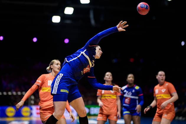 251214 Tamara Horacek of France during the IHF Women s World Championship, WM, Weltmeisterschaft bronze medal match between France and Netherlands on December 14, 2025 in Rotterdam. Photo: Joel Marklund BILDBYRAN kod JM JM0757 bbeng handball handboll handball vm handball-vm handbolls-vm ihf handball world championship world handball championship 2025 world championship 2025 bronsmatch bronze medal game frankrike nederländerna france netherlands dam Copyright: JOELxMARKLUND BB251214JM130