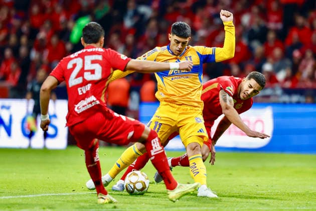 LIGA BBVA MX 2025 LIGA BBVA MX 2025 TOLUCA VS TIGRES UANL 14122025 TOLUCA, ESTADO DE MEXICO. Action photo of Juan Brunetta (11) of Tigres UANL, during final game of the Torneo de Apertura 2025 of the BBVA Liga MX, held at the Estadio Nemesio Diez of Toluca, Estado de Mexico, against Diablos Rojos del Toluca. Foto de accion de Juan Brunetta (11) de Tigres UANL, durante juego final del Torneo Apertura 2025 de la Liga BBVA MX, celebrado en el Estadio Nemesio Diez de Toluca, Estado de Mexico, en contra de Diablos Rojos del Toluca. PHOTO BY IMAGENSHOP AGENCIA FOTOGRAFICA TOLUCA ESTADO DE MEXICO MEXICO Copyright: xIMAGENSHOPxAGENCIAxFOTOGRAFICAx