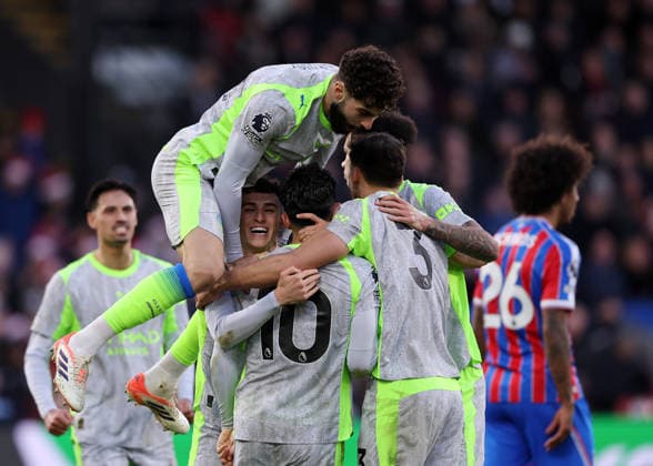 London, England, 14th December 2025. Phil Foden of Manchester City celebrates scoring his sides second goal during the Crystal Palace vs Manchester City Premier League match at Selhurst Park, London. Picture credit should read: David Klein Sportimage EDITORIAL USE ONLY. No use with unauthorised audio, video, data, fixture lists, club league logos or live services. Online in-match use limited to 120 images, no video emulation. No use in betting, games or single club league player publications. SPI_DK_041_Crystal_Palace_Man_City SPI-4377-0041