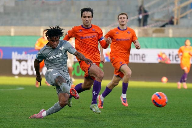 Verona s Gift Orban goal of 0-1 during the Serie A soccer match between Fiorentina and Verona at the Artemio Franchi stadium in Florence, center of Italy - Sunday, December 14, 2025. - Soccer  Copyright: xMarcoxBucco LaxPressex