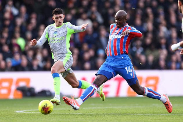 Crystal Palace v Manchester City 14 December 2025, London - Premier League Football - Crystal Palace v Manchester City - Jean-Philippe Mateta of Crystal Palace and Phil Foden of Manchester City - Photo: Jacques Feeney Offside. London UK Copyright: xJacquesxFeeneyx xOffsidexOffside
