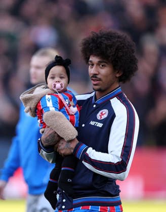 London, England, 14th December 2025. Chris Richards of Crystal Palace during the Crystal Palace vs Manchester City Premier League match at Selhurst Park, London. Picture credit should read: David Klein Sportimage EDITORIAL USE ONLY. No use with unauthorised audio, video, data, fixture lists, club league logos or live services. Online in-match use limited to 120 images, no video emulation. No use in betting, games or single club league player publications. SPI_DK_072_Crystal_Palace_Man_City SPI-4377-0072