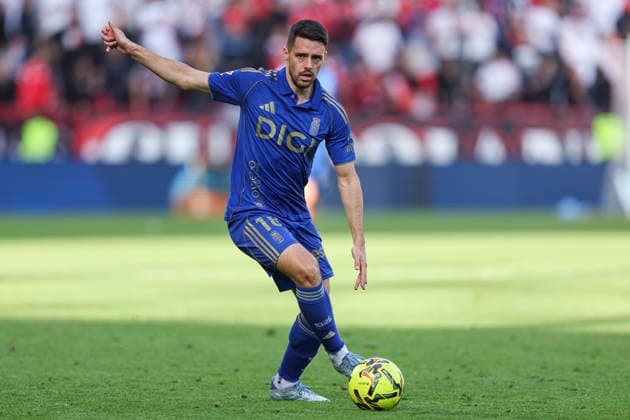 ESP: Sevilla FC - Real Oviedo. La Liga EA Sports. Date 16 Josip Brekalo of Real Oviedo during the La Liga EA Sports match between Sevilla FC and Real Oviedo played at Ramon Sanchez Pizjuan Stadium on December 14, 2025 in Sevilla, Spain. kpng Copyright: xAntonioxPozox xPRESSINx AP_251214_SEV_OVI_2526_1615