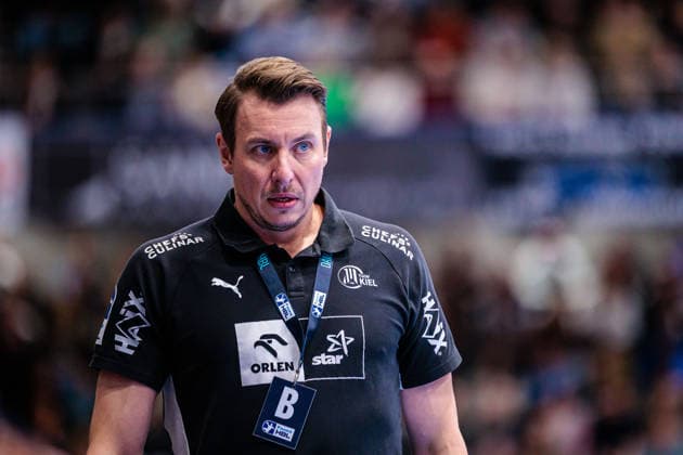 Filip Jicha (THW Kiel, Trainer) GER, TBV Lemgo Lippe vs. THW Kiel, Handball, 1. Bundesliga, 17. Spieltag, Spielzeit 2025 2026, 14.12.2025 GER, TBV Lemgo Lippe vs. THW Kiel, Handball, 1. Bundesliga, 17. Spieltag, Spielzeit 2025 2026, 14.12.2025 Lemgo Copyright: xEibner-Pressefoto JanxRollingerx EP_JSK