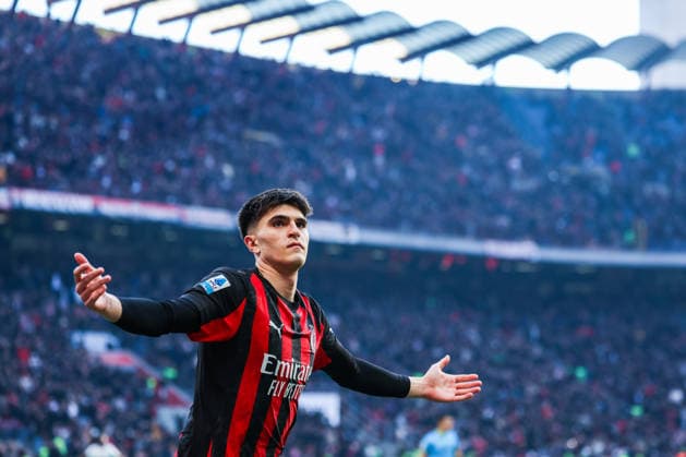 Davide Bartesaghi of AC Milan celebrates after scoring a goal during Serie A 2025 26 football match between AC Milan and US Sassuolo at San Siro Stadium in Milan  Copyright: xFabrizioxCarabelli IPAxSportx xipa-agency.netx xx IPA_69186502 IPA_Agency_IPA69186502