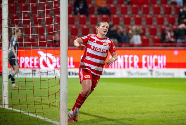 Fußball, Frauen, Saison 2025 2026, Google Pixel Frauen-Bundesliga (13. Spieltag), 1. FC Union Berlin - Eintracht Frankfurt, Dina Orschmann (1. Frauen 1. FC Union), 15.12. 2025, Copyright: xMatthiasxKochx