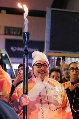The Olympic Torch arrives in Palermo during the Olympic Torch Relay for the Olympic Winter games, Winterspiele,Spiele, Summer games Milano Cortina 2026 in Palermo, Italy, on 15 December 2025; in the photo: First torchbearer  Copyright: xFedericoxSerra IPAxSportx xipa-agency.netx xx IPA_69192803 IPA_Agency_IPA69192803