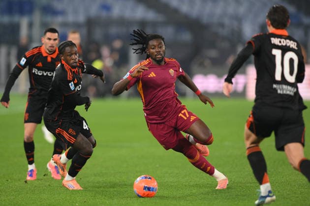 Foto IPP Roberto Ramaccia Roma 15 12 2025 Campionato di Calcio Serie A 2025 2026 Roma vs Como Nella foto Manu Kone of AS Roma Italy Photo Press - World Copyright Roma italy Italia ITALY  Copyright: xR4924_italyphotopressx