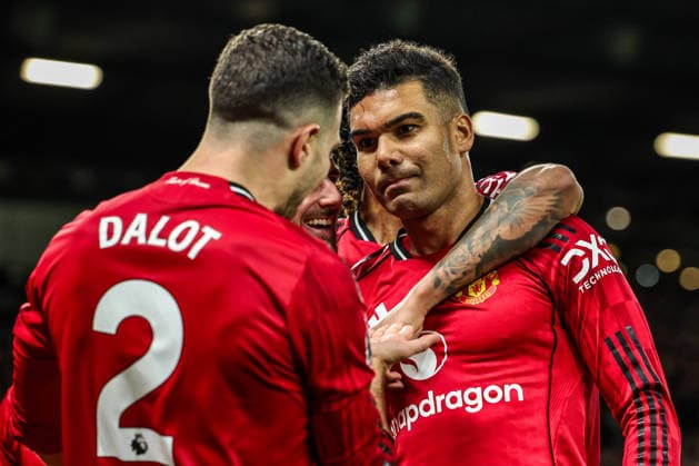 Premier League Manchester United, ManU v Bournemouth Casemiro of Manchester Untied celebrates his goal to make it 2-1 during the Premier League match Manchester United vs Bournemouth at Old Trafford, Manchester, United Kingdom, 15th December 2025 (Photo by Mark Cosgrove News Images) Manchester Old Trafford Greater Manchester United Kingdom Copyright: xMarkxCosgrove NewsxImagesx
