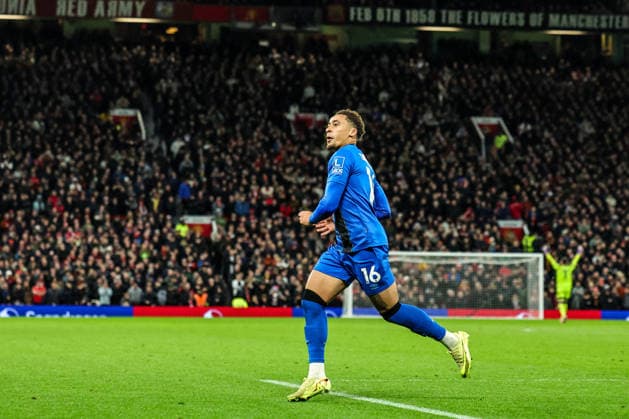 Premier League Manchester United, ManU v Bournemouth Marcus Tavernier of Bournemouth celebrates his goal to make it 2-3 during the Premier League match Manchester United vs Bournemouth at Old Trafford, Manchester, United Kingdom, 15th December 2025 (Photo by Mark Cosgrove News Images) Manchester Old Trafford Greater Manchester United Kingdom Copyright: xMarkxCosgrove NewsxImagesx