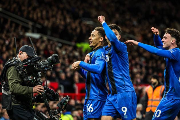 Premier League Manchester United, ManU v Bournemouth Marcus Tavernier of Bournemouth celebrates his goal to make it 2-3 during the Premier League match Manchester United vs Bournemouth at Old Trafford, Manchester, United Kingdom, 15th December 2025 (Photo by Mark Cosgrove News Images) Manchester Old Trafford Greater Manchester United Kingdom Copyright: xMarkxCosgrove NewsxImagesx