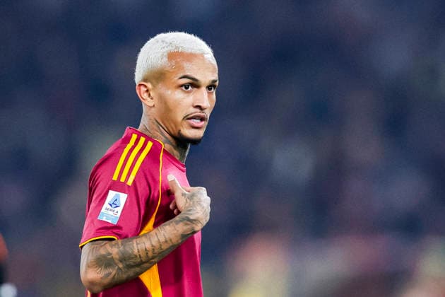 Italy: Serie a football match AS Roma vs Como Roma™s Brazilian defender Wesley gesticulate during the Serie A football match between AS Roma vs Como at the Olimpico Stadium in Rome on December 15, 2025. _BPH0224_1 Copyright: xAntonioxBalascox