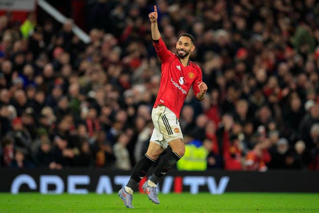 Manchester United, ManU v Bournemouth Premier League 15 12 2025. Matheus Cunha (10) of Manchester United celebrates scoring to make it 4-3 during the Premier League match between Manchester United and Bournemouth at Old Trafford, Manchester, England on 15 December 2025. Manchester Old Trafford Greater Manchester England Editorial use only DataCo restrictions apply See www.football-dataco.com , Copyright: xConorxMolloyx PSI-23424-0060
