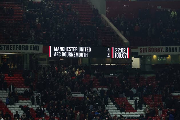 Premier League Manchester United, ManU v Bournemouth The full time score ends 4-4 during the Premier League match Manchester United vs Bournemouth at Old Trafford, Manchester, United Kingdom, 15th December 2025 (Photo by Mark Cosgrove News Images) Manchester Old Trafford Greater Manchester United Kingdom Copyright: xMarkxCosgrove NewsxImagesx