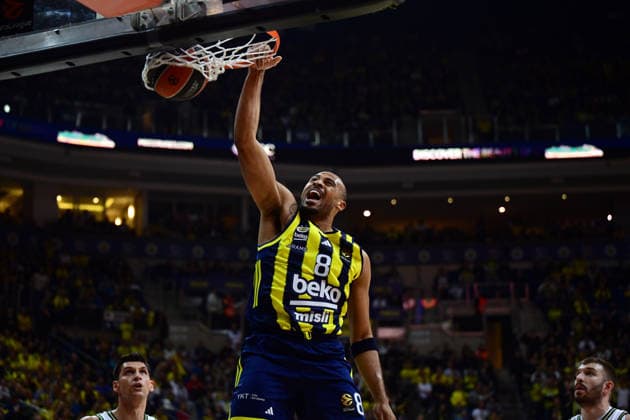 Fenerbahce Beko v Panathinaikos - EuroLeague ISTANBUL, TURKIYE - DECEMBER 16: Fenerbahce Beko s Talen Horton Tucker (8) in action during the EuroLeague week 16 match between Fenerbahce Beko and Panathinaikos at Ulker Sports and Event Hall in Istanbul, Turkiye, on December 16, 2025. Serhat Cagdas Anadolu Istanbul Turkey. Editorial use only. Please get in touch for any other usage.  Copyright: x2025xAnadoluxSerhatxCagdasx