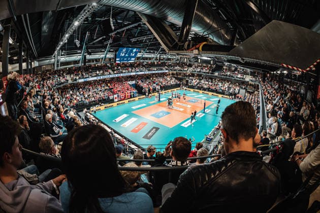 Volleyball Herren Saison 2025 2026 1. Volleyball Bundesliga Männer DVV Pokal Halbfinale SVG Lüneburg vs. SWD powervolleys Düren 16.12.2025 Die volle LKH Arena Totale Lüneburg LKH Arena Niedersachsen Deutschland