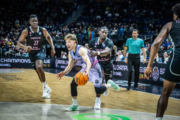 Basketball Berlin 16.12.2025 Saison 2025 2026 Basketball Champions League (BCL) Alba Berlin - Sabah BC Baku bennet Hundt (Alba Berlin, No.33)
