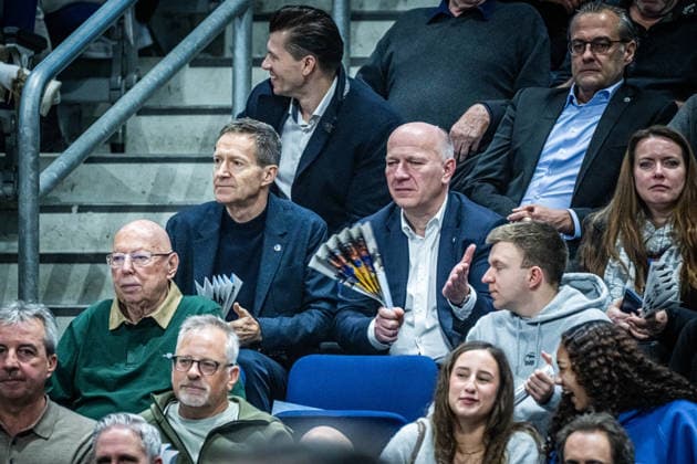 Basketball Berlin 16.12.2025 Saison 2025 2026 Basketball Champions League (BCL) Alba Berlin - Sabah BC Baku Kai Wegner Regierender Bürgermeister Zuschauer