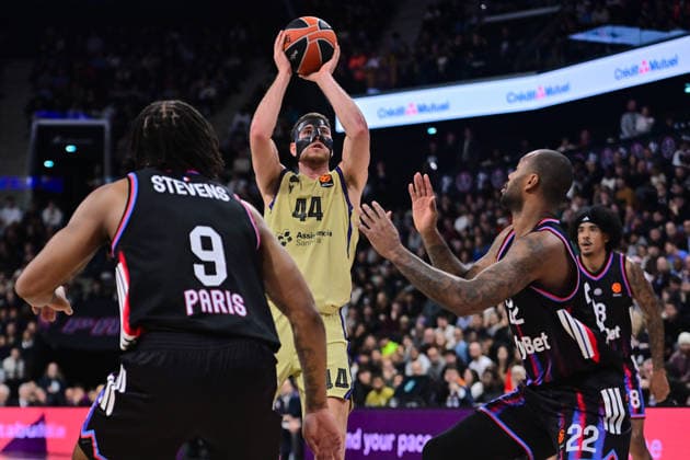 BASKET : Paris Basket vs FC Barcelona, Barca - Euroleague - 16 12 2025 JOEL PARRA ( 44 - Barcelona ) during the Euroleague match between Paris Basketball and FC Barcelona at Adidas Arena on December 16, 2025 in Paris, France. ( Photo by Federico Pestellini PSNewz ) - ParisFrance  Copyright: xFedericoxPestellinix