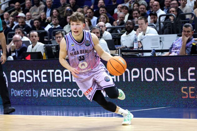 DEU, Basketball Champions League (BCL) , ALBA vs. BC Sabah, 16.12.2025, Uber-Arena, Berlin, DEU, Basketball Champions League (BCL) , ALBA vs. BC Sabah, im Bild Bennet Hundt (ALBA Berlin 33)