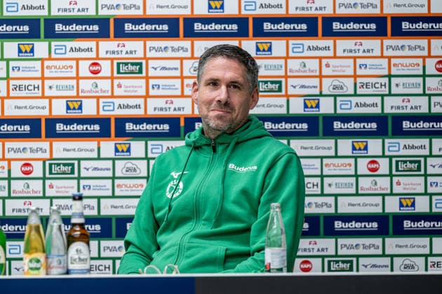 Pressekonferenz HSG Wetzlar, 17.12.25 Björn Seipp (HSG Wetzlar) Pressekonferenz HSG Wetzlar: Wetzlar, 17.12.25 Copyright: xBEAUTIFULxSPORTS Roeczeyx