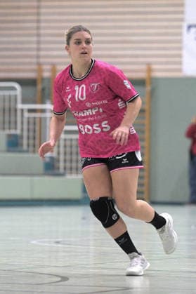 Nele Franz (TusSies Metzingen, 10) TusSies Metzingen vs. ATH Strasbourg, Handball, Testspiel, Saison 2025 2026, 17.12.2025 TusSies Metzingen vs. ATH Strasbourg, Handball, Testspiel, Saison 2025 2026, 17.12.2025 Metzingen Copyright: xEibner-Pressefoto TobiasxBaurx EP_TBR