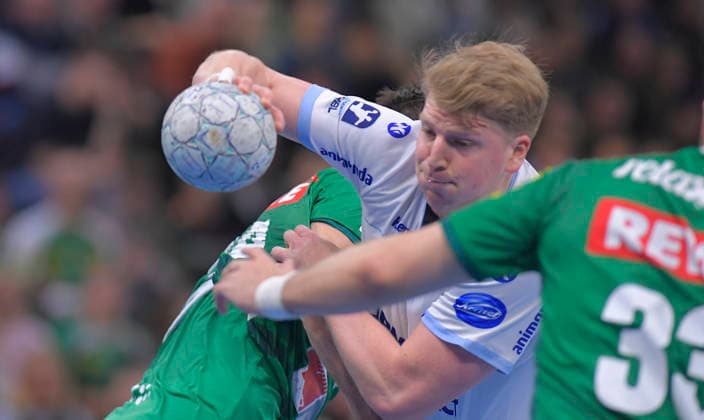 17.12.2025, Lemgos Lukas Hutecek, Handball, DHB-Pokal, SC DHfK Leipzig - TBV Lemgo Lippe, (c) Dresden