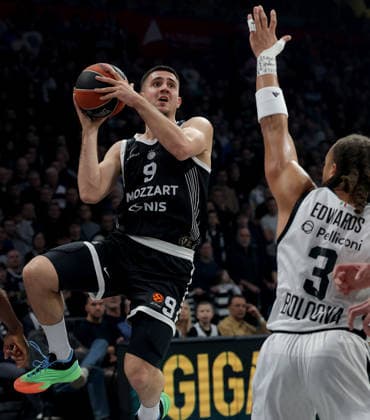 Partizan v Virtus, Euroleague, season 2025 2026, round 16 Belgrade, Serbia. 17th Dec, 2025. Partizan s Vanja Marinkovic during Euroleague basketball match between Partizan and Virtus on December 17. 2025. in Belgrade, Serbia. Belgrade Serbia Copyright: xPedjaxMilosavljevic STARSPORTx