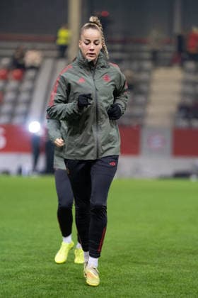 Giulia Gwinn (7 FC Bayern) beim UEFA Womens Champions League Spiel FC Bayern München - Valerenga IF am 17.12.2025. München FC Bayern Campus Bayern Deutschland