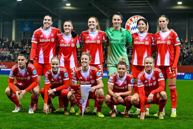 Startelf des FC Bayern München, 17.12.2025, München (Deutschland), Fussball, UEFA Womens Champions League, Ligaphase 6. Spieltag, FC Bayern München - Valerenga IF