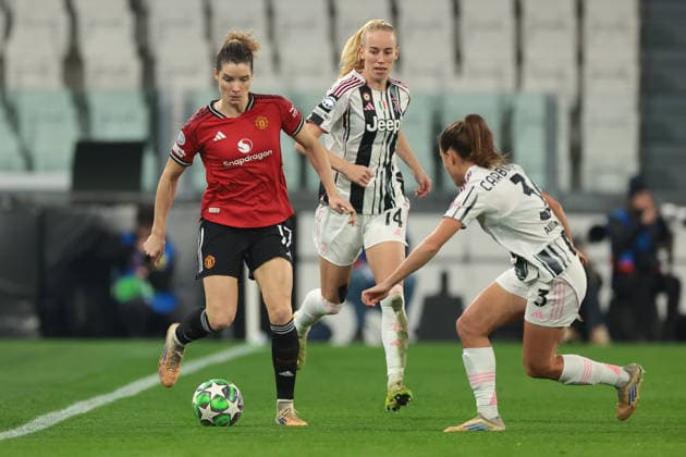Turin, Italy, 17th December 2025. Estela Carbonell and Amalie Jorgensen Vangsgaard of Juventus close in on Dominique Janssen of Manchester United, ManU during the Juventus Women vs Manchester United Women UEFA Womens Champions League match at Juventus Stadium, Turin. Picture credit should read: Jonathan Moscrop Sportimage EDITORIAL USE ONLY. No use with unauthorised audio, video, data, fixture lists, club league logos or live services. Online in-match use limited to 120 images, no video emulation. No use in betting, games or single club league player publications. SPI_010_JM_JUVE_MANUTD_UWCL SPI-4364-0010