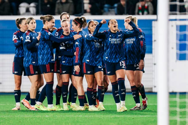 Olivia Smith (Arsenal WFC, 15) celebrates after scoring the 0:1 UEFA WomensÂ s Champions League: OH Leuven- Arsenal WFC; Leuven, King Power at Den Dreef Stadion, 17.12.2025 Copyright: xNatachaxFreisenx