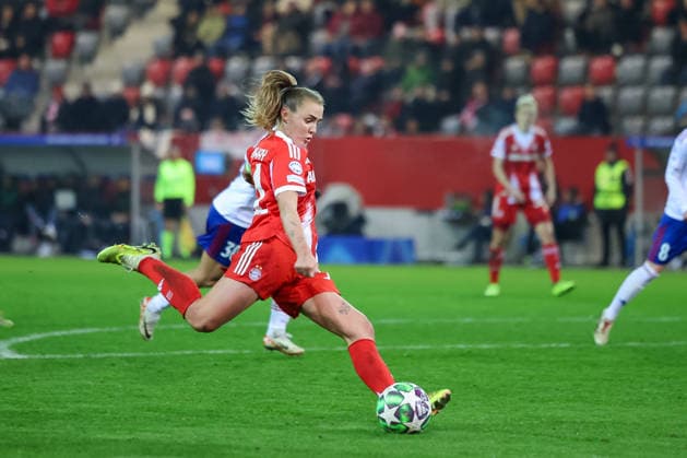 Georgia Stanway (FC Bayern Muenchen, 31), GER, FC Bayern Muenchen vs. Valerenga IF, Fussball, UEFA Womens Champions League, Ligaphase, 6. Spieltag, Saison 2025 2026, 17.12.2025, GER, FC Bayern Muenchen vs. Valerenga IF, Fussball, UEFA Womens Champions League, Ligaphase, 6. Spieltag, Saison 2025 2026, 17.12.2025 Muenchen Copyright: xEibner-Pressefoto JennixMaulx EP_JML