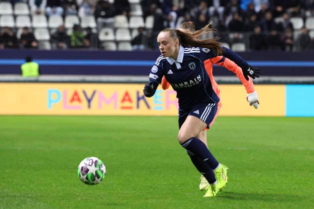 FOOTBALL FEMININ : Paris FC Vs FC Barcelone - Ligue des Champions - 17 12 2025 Lou Bogaert (Paris FC) ParisFrance  Copyright: xMichaelxBaucherx